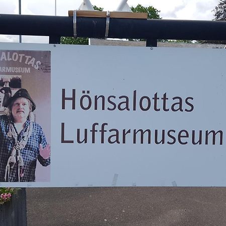 Trevligt Hus Med Egen Gard Och Fri Wifi, Emmaboda Kommun, Lindas المظهر الخارجي الصورة