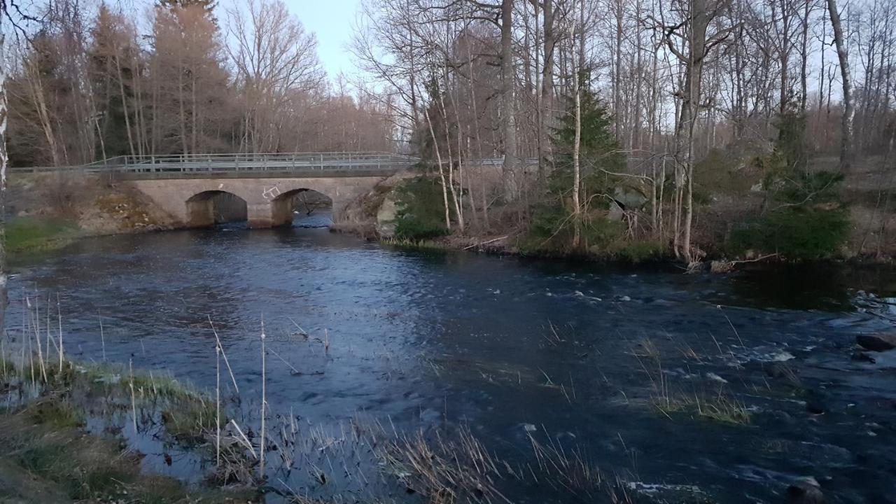 Trevligt Hus Med Egen Gard Och Fri Wifi, Emmaboda Kommun, Lindas المظهر الخارجي الصورة